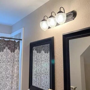 Clear Acorn Glass Lighting Vanity Trio - Antique Bathroom Light Fixtures Wall Mount Farmhouse Kitchen Dining Room Ceiling Chandelier Lamp bild 3