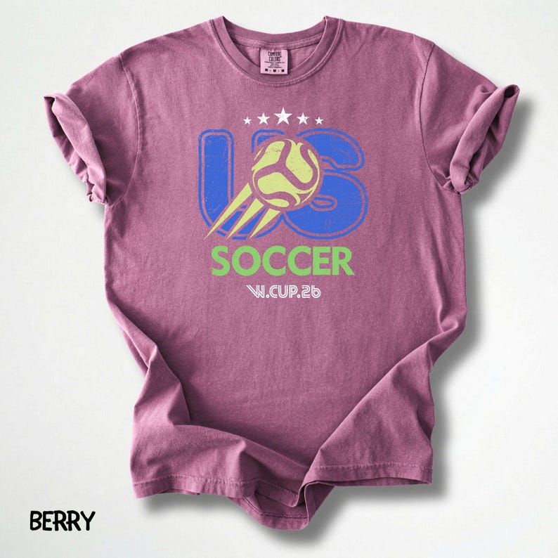 US Soccer club 26 Graphic Tee: Vintage American Football Fan Shirt bild 15