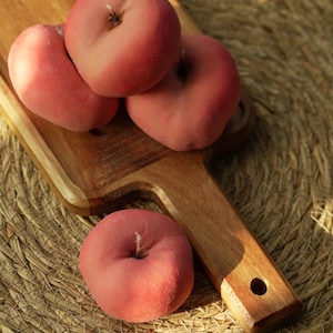 Handmade Peach Candle: Realistic Soy Wax Fruit Candle