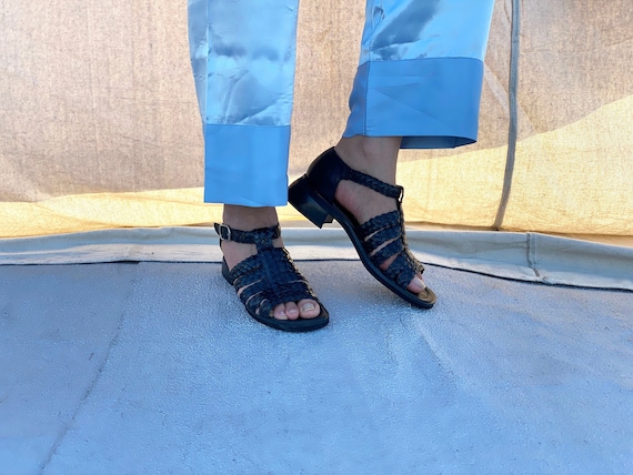 vintage 90s black woven strappy sandals / buckle s
