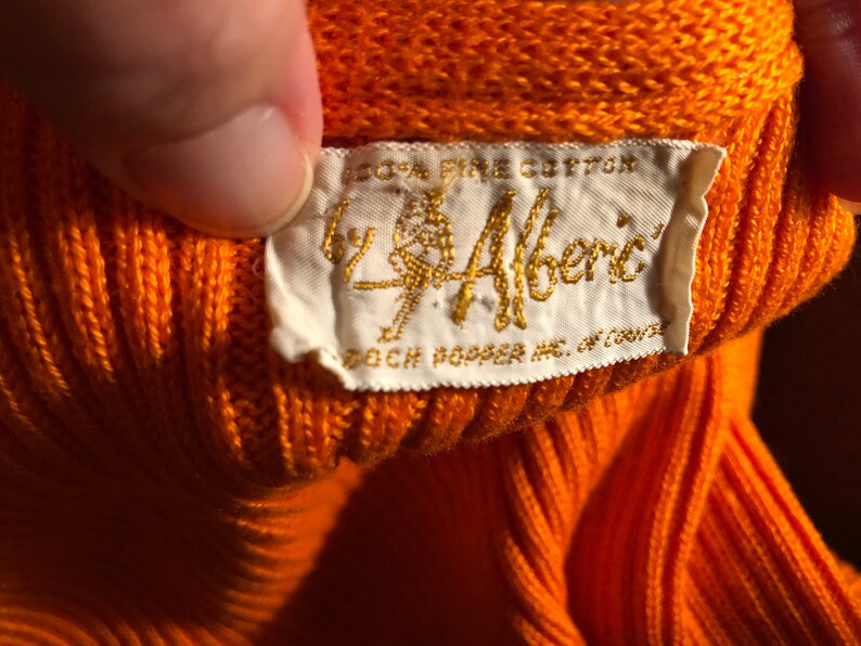vintage 70s orange knit sleeveless top ribbed tangerine top boho knit vest mod sleeveless vest scoop sweater tank