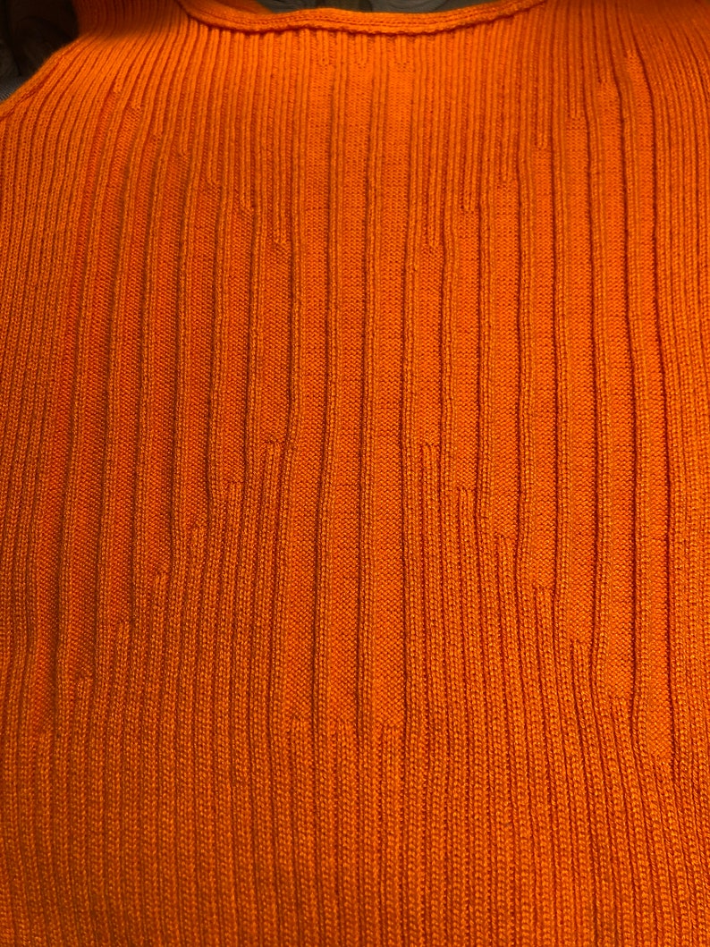 vintage 70s orange knit sleeveless top ribbed tangerine top boho knit vest mod sleeveless vest scoop sweater tank
