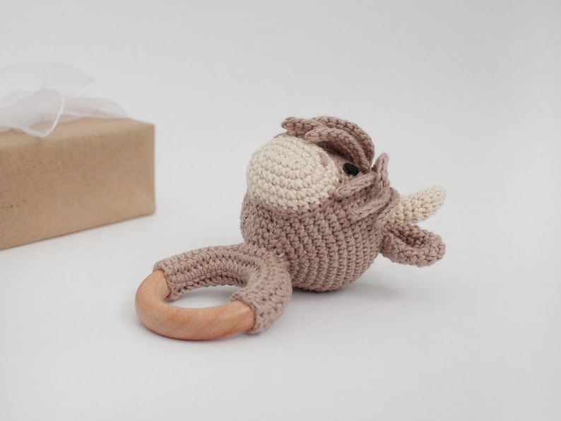 Amigurumi pattern for baby teether toy Highland cow.