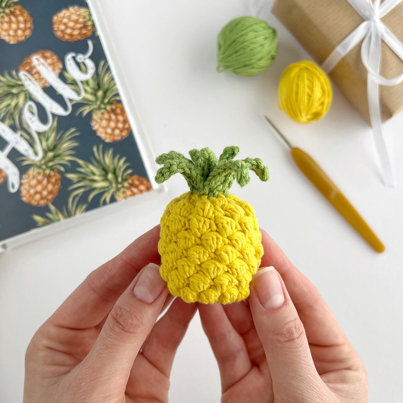 Yellow pineapple crochet tutorial