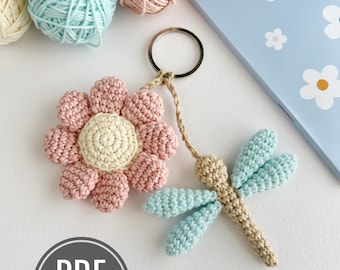 No Sew Crochet flower and dragonfly keychain pattern, Amigurumi charm PDF, Cute bag charm, Digital Download English