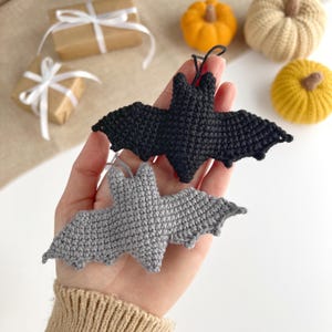 Amigurumi pattern for small no-sew bat, Halloween keychain or spooky bag accessory