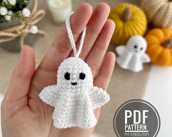 Halloween ghost no sew crochet pattern keychain charm Halloween ornament amigurumi pattern PDF Crochet car hanger Halloween bag charm