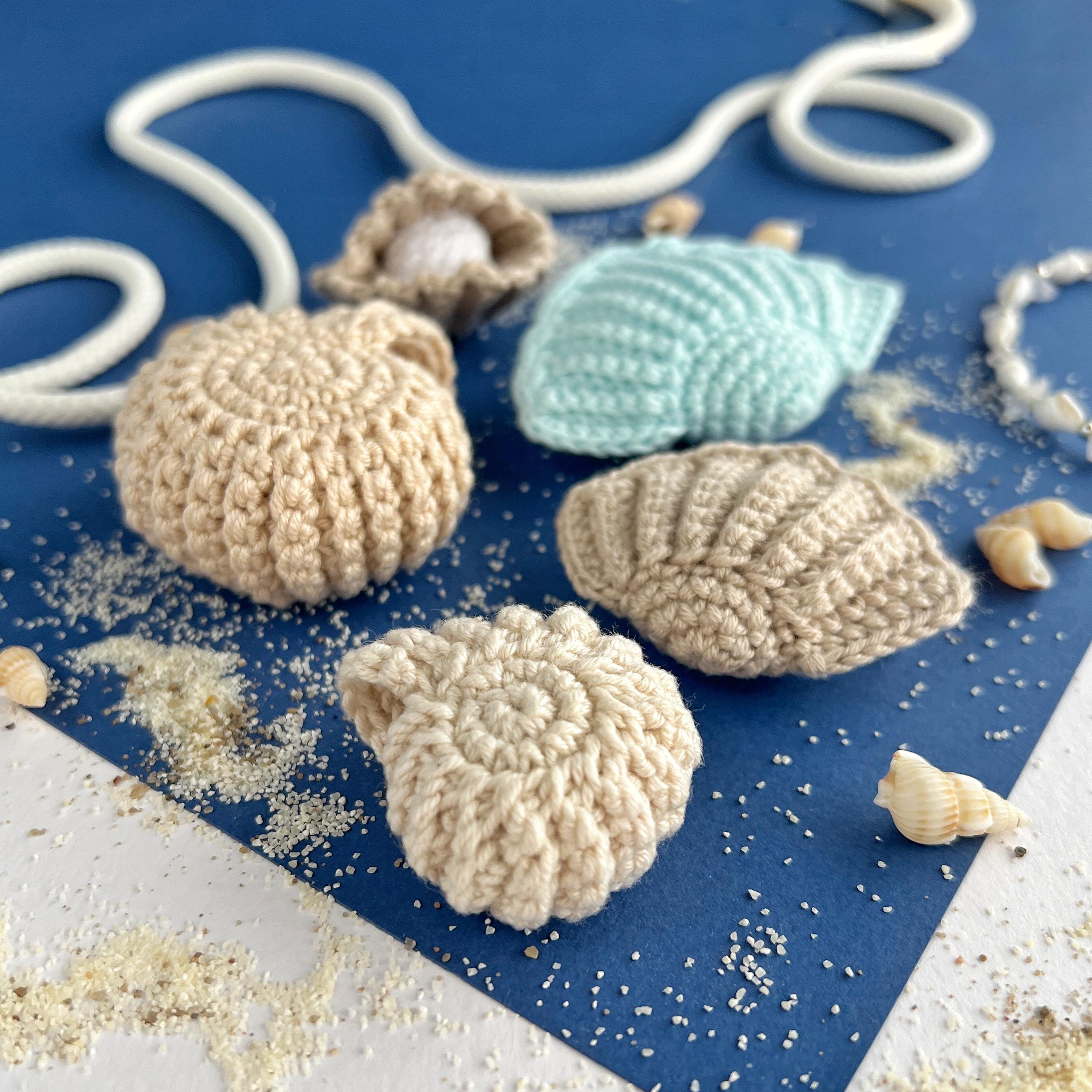Shell Keychians Seashell Crochet Pattern Bundle, 5 Amigurumi Shell Keychains and Bag ...
