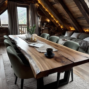 Moderner Esstisch in Nussbaum – Minimalistischer Massivholztisch – Handgefertigte Möbel nach Kundenwünschen – Eleganter Live Edge Küchentisch