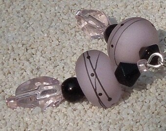 BOUCLES D’OREILLES DISCO BUNNY, Boucles d’oreilles de Pâques, jolies boucles d’oreilles sont beaucoup plus roses que ces photos, boucle d’oreille légère Cadeau 1er anniversaire