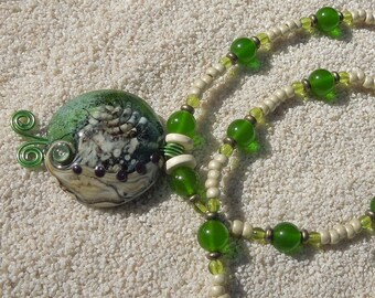 MING DYNASTY SILKS, Green Chain Beads Porcelaine Vert Charme Or Rempli Tendance Collier Cadeau Pour Femme, Joli Collier