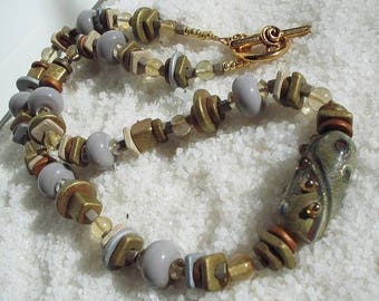 IT'S ELEMENTAL, GEMSTONE Citrine Raises Self-Esteem And Self-Confidence Necklace, Ceramic Pendant Chunky Metallic Color Necklace