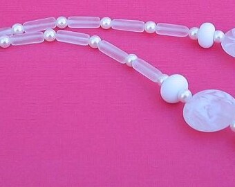 FROSTED NECKLACE, BEADED Necklace, Lentil-Shaped White And Clear Glass Beaded Necklace Gift For Bridal, Translucent Designer Necklace