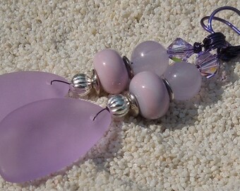 TINY PINK ELEPHANTS, Purple Jade favorise l’autosuffisance Boucles d’oreilles pendantes, Swarovski Crystal Energy Boucles d’oreilles