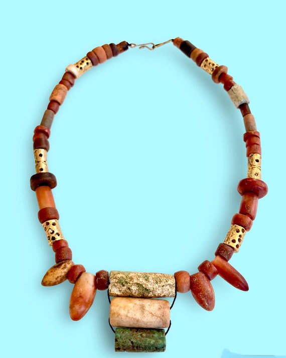 Collier Design Tayrona - Cornaline, Grenat Vert, Jaspe Rouge - 250 Carats - Neuf Sans Emballage