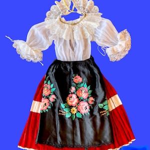 Traditional slovak folk ethnic dress, kroj. Antique from 1940