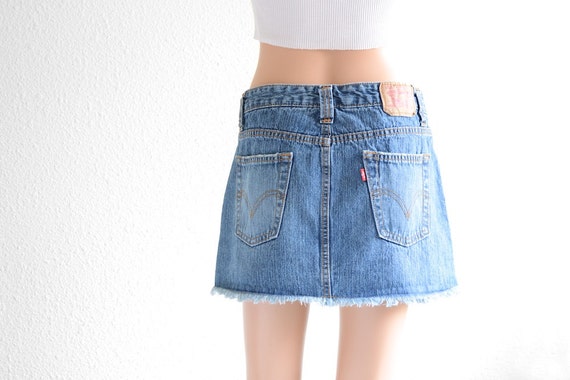 levi blue jean skirt