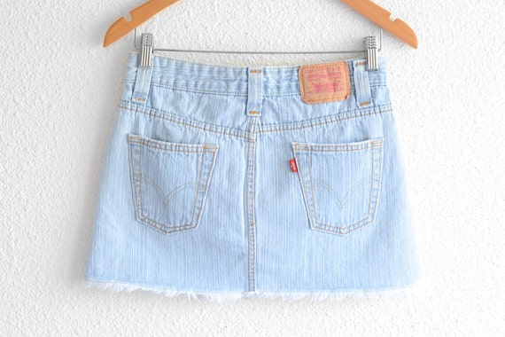 levi's classic denim skirt