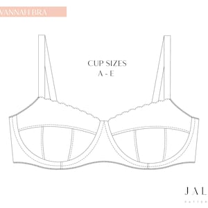 Puede incluir: Dibujo lineal de un patrón de sujetador, el "Savannah Bra", con tallas de copa A-E. El diseño del sujetador presenta tirantes ajustables, soporte con aros y un borde festoneado. El logotipo de Jalune Pattern Design está en la parte inferior.