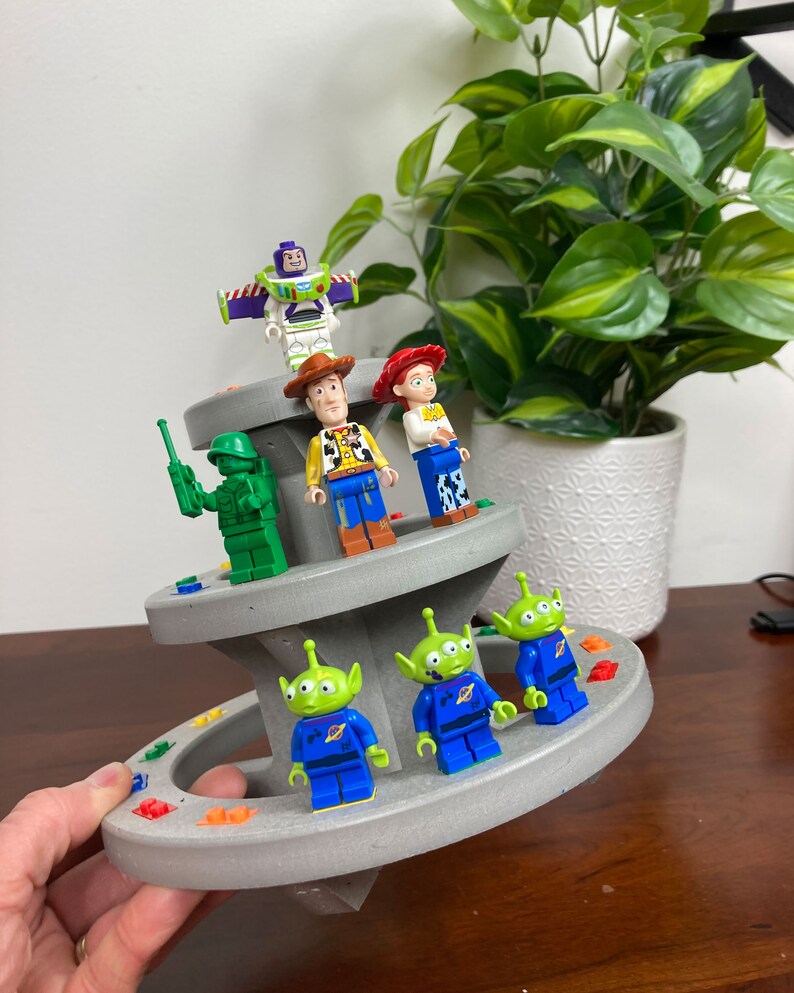 minifigure display stand