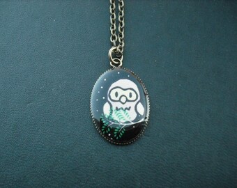 Lovely Owl Pendant Necklace, Cameo Pendant Necklace, Antique Brass Necklace