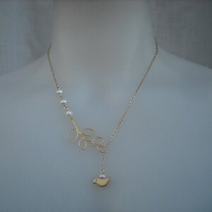 matte yellow gold five leaf branch and bird lariat 16K yellow gold plated chain image 4