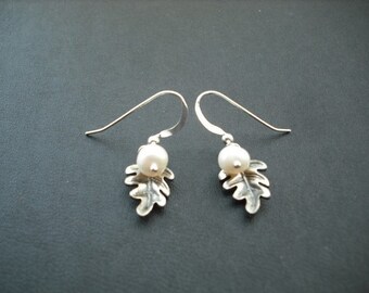 little oak leaf earrings