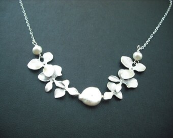 Bridesmaid necklace, Silver plated necklace wiht Freshwater Coin Pearl and Orchid flowers