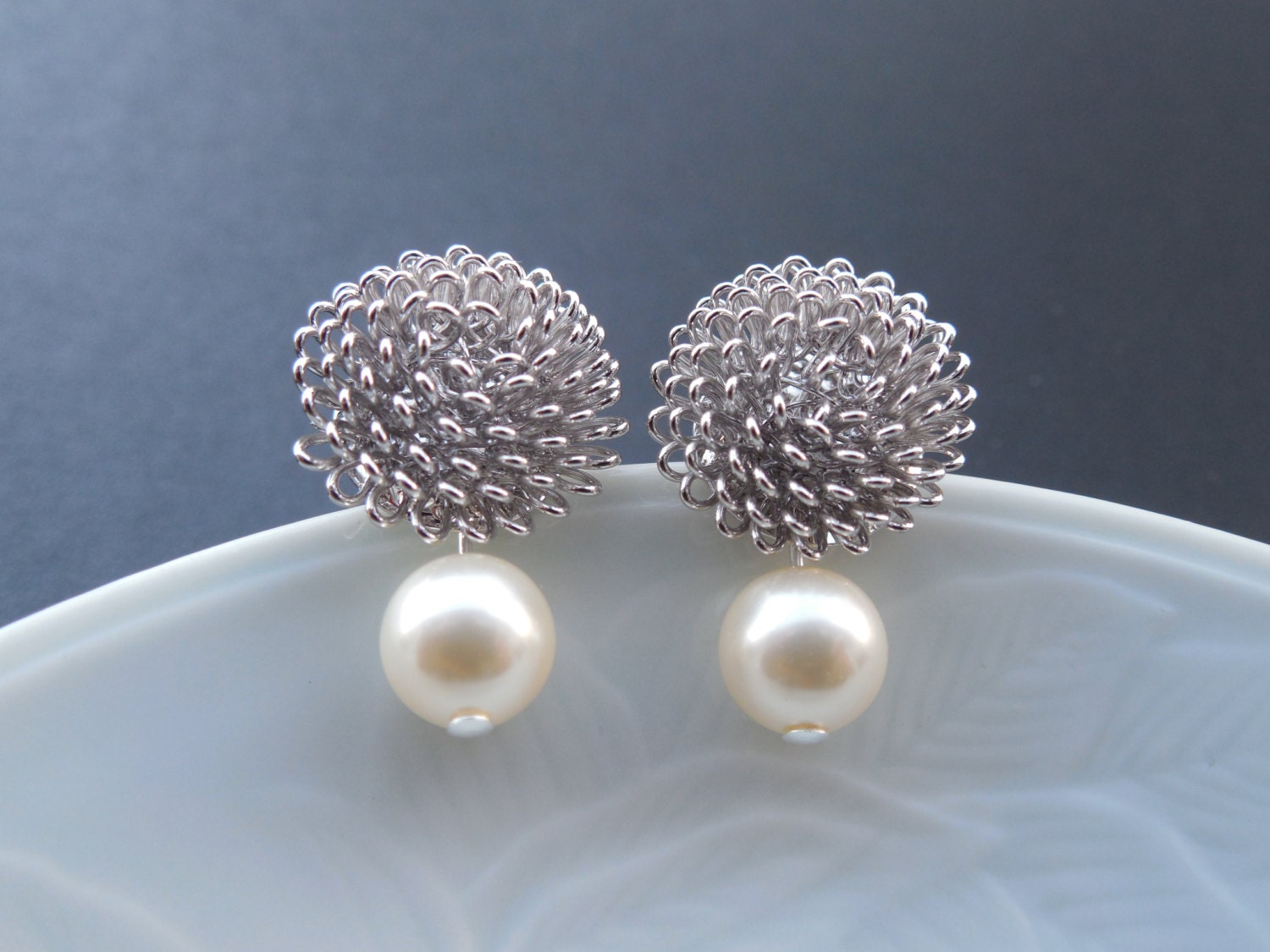 clarice cliff painting