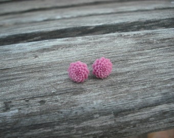 pink mum post earring