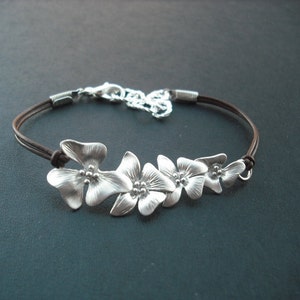 Bridesmaid Bracelet, Silver Bracelet with Fourfold Flowers image 1