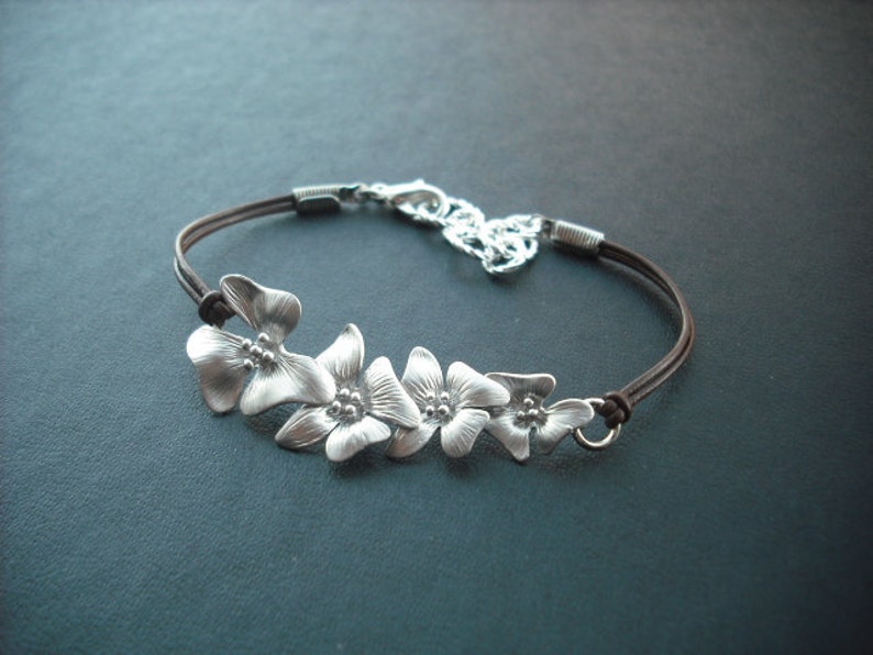 Bridesmaid Bracelet, Silver Bracelet with Fourfold Flowers image 3