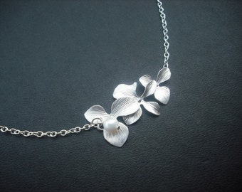 orchid flowers necklace - white gold plated