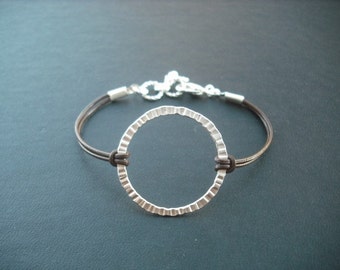 matte white gold crinkled hoop bracelet