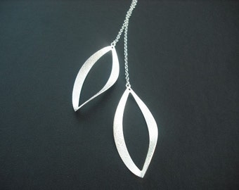 fancy lariat - white gold plated chain