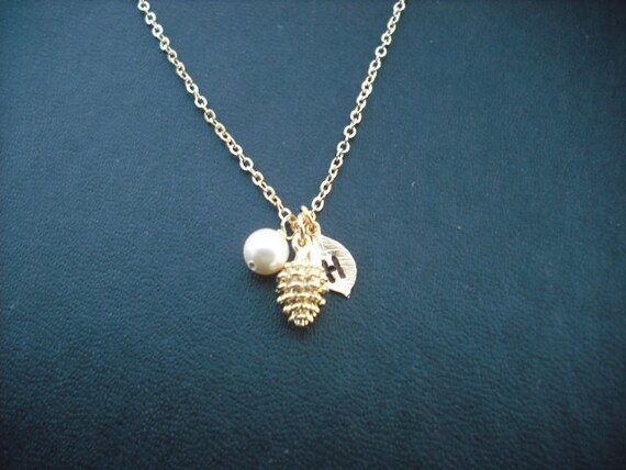 Bridesmaid Gift, Gold Bridesmaid Necklace with Personalized Initial Leaf, Pine Cone, Pearl, Flower Girl Gift, Wedding Gift, Birthday Gift