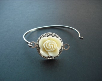 Flower Hinge Cuff Bangle Bracelet - Cream