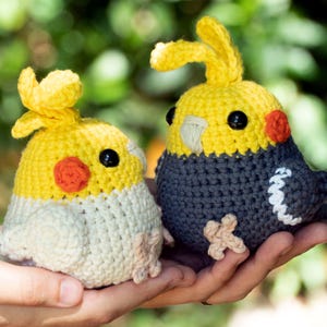 MADE to ORDER - Amigurumi Cockatiel - Grey or Lutino Cockatiel Parrot Plush