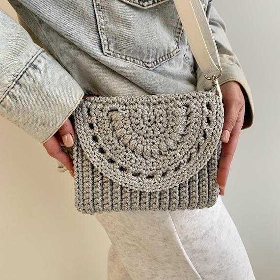 Crochet Crossbody Bag & Clutch – Step-by-Step PDF Tutorial with Video Lessons