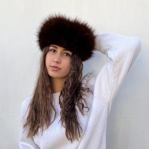Vintage Genuine Fox Fur Hat - Luxury, Warmth and Elegance for Winter