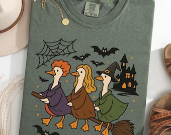 Funny Halloween Goose Shirt, Comfort Colors Witch Goose Tee, Fall Halloween Farm Animal Shirt, Cute Goose Halloween T-Shirt