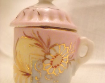 Doll's Covered Tea Cup 1800s Victorian, Time Raveler