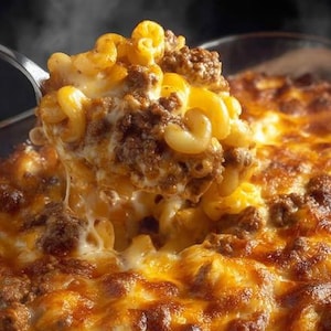 Cheesy Hamburger Mac and Cheese Casserole Recipe (Printable PDF)