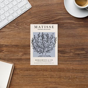 Henri Matisse arbre dessiné dos bleu bébé, papier découpé art P42, carte postale inspirée de Matisse Cutout