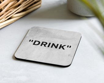 Posavasos para bebidas, posavasos negros para bebidas, regalo para el hogar U65, posavasos con comillas "DRINK", regalo para amantes de las bebidas, decoración sorpresa para bebidas