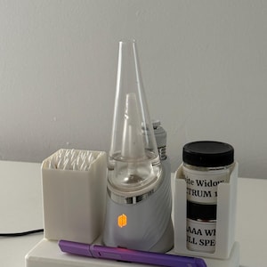 Version 2 // Puffco Peak Pro and Hot Knife Charging Dock with Modular Attachments (Q-Tip & Dab Container holders)