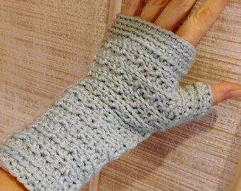 Fingerless gloves