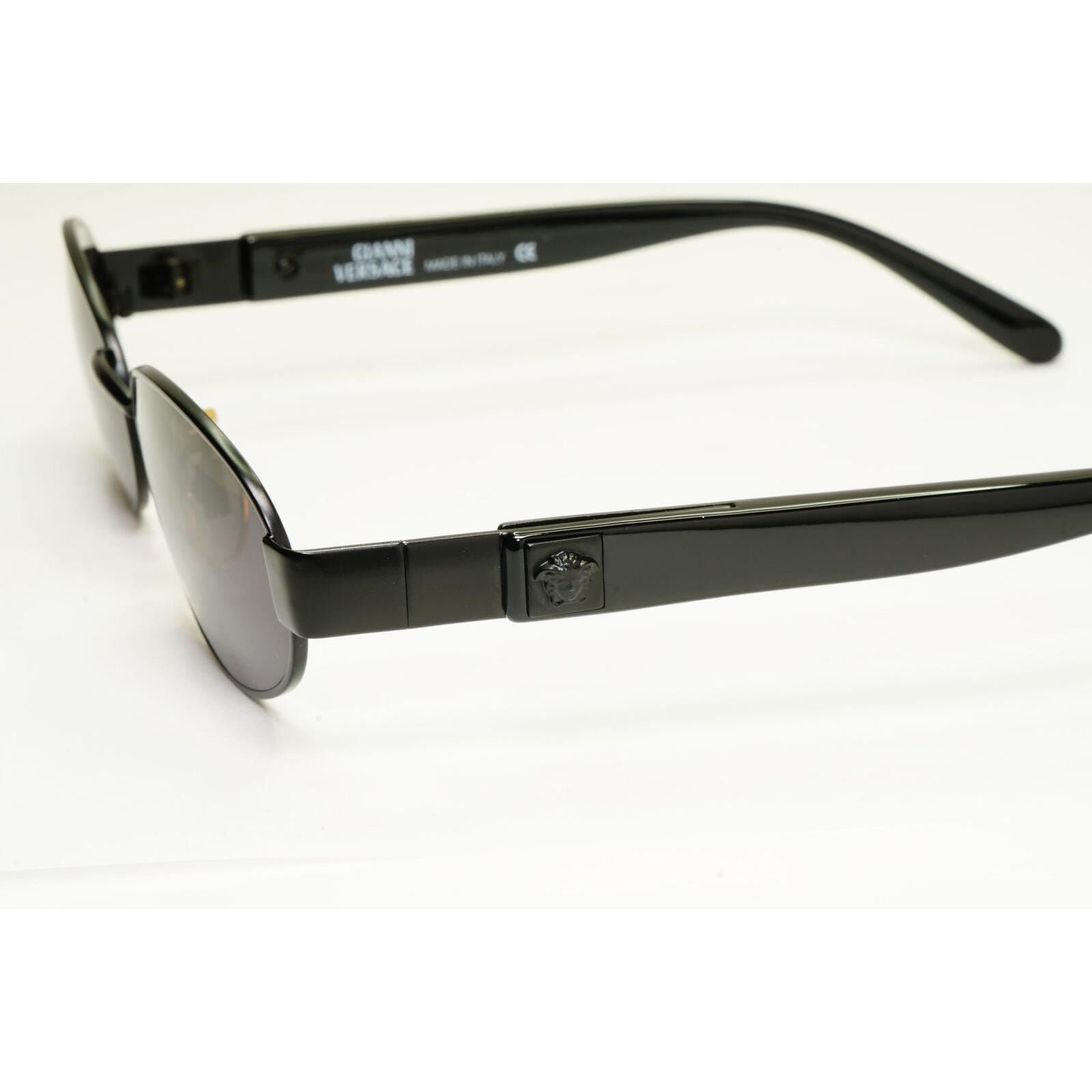 Versace Medusa 96 Sunglasses Black & Chrome Gianni Versace 1996 Vintage Mens Metal Black Medusa  main image 2