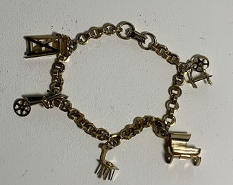 Vintage Gold Tone Coro Charm Bracelet Cradle Spindle Ladder Wheelbarrow Chair 5 Sweet Charms