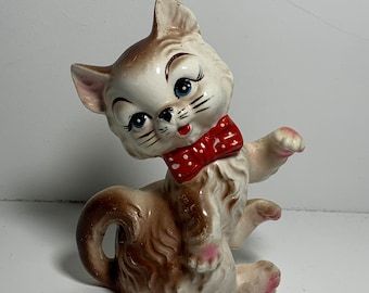 Vintage hübsche Porzellan-Kätzchen-Katzenfigur mit langen Haaren, roter Schleife und blauen Augen, hergestellt in Japan, Nashville, Tennessee, Souvenir